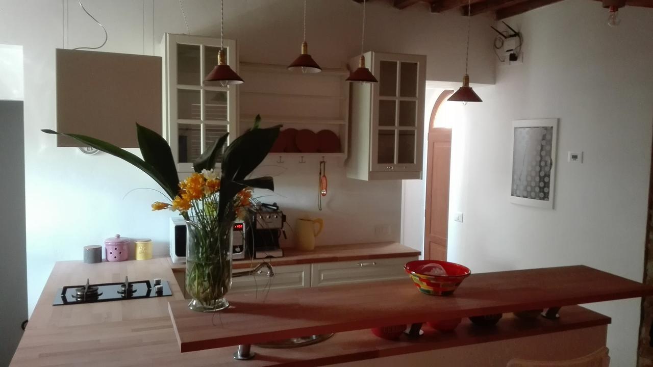 B&B Canneto Monteverdi Marittimo Kültér fotó